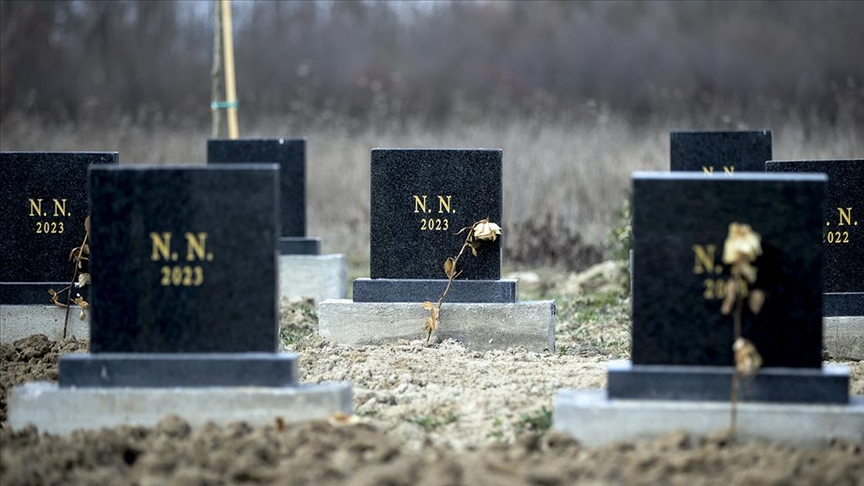 “Avrupa hayali” kuran düzensiz göçmenlerin son durağı: Bosna Hersek’teki kimsesizler mezarlığı