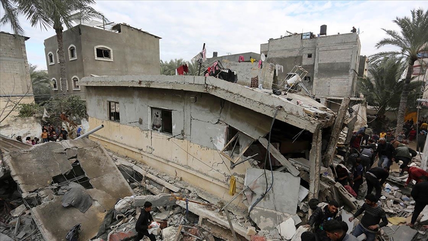 İsrail’in 136 gündür saldırılarını sürdürdüğü Gazze’de can kaybı 29 bin 92’ye çıktı