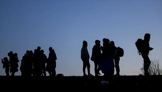 Yunanistan sınırında 34 düzensiz göçmen yakalandı
