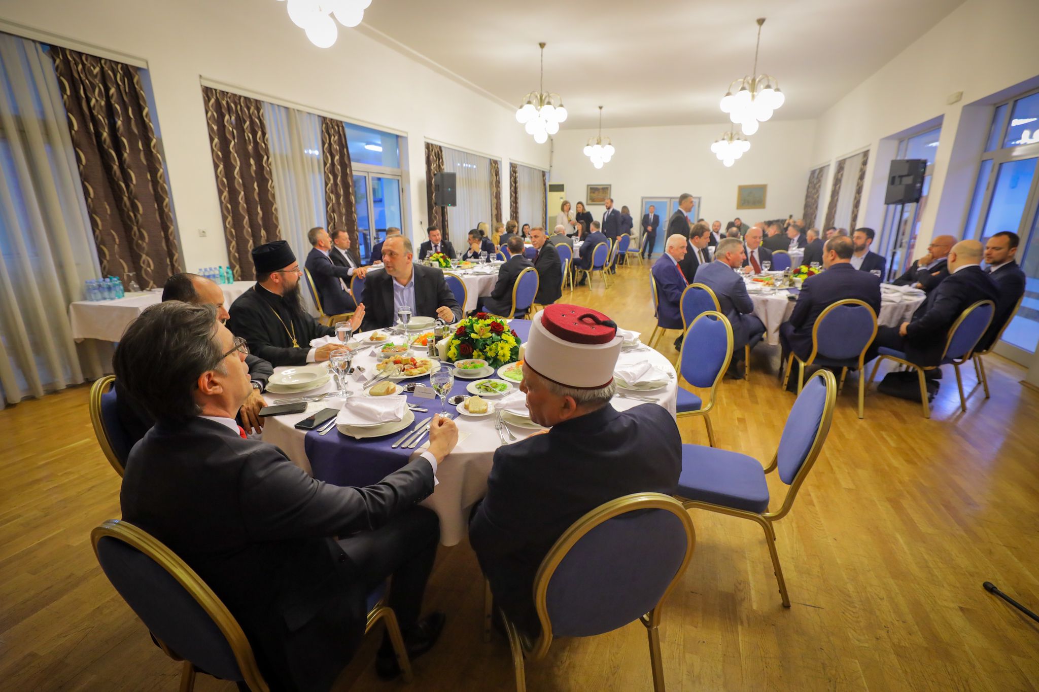 Cumhurbaşkanı Pendarovski, iftar yemeği verdi