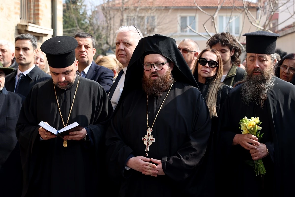 Edirne’deki Bulgar Ortodoks Sveti Georgi Kilisesi’nin Rahibi Aleksandır Çıkırık’ın ölümünün 1. yılında tören düzenlendi