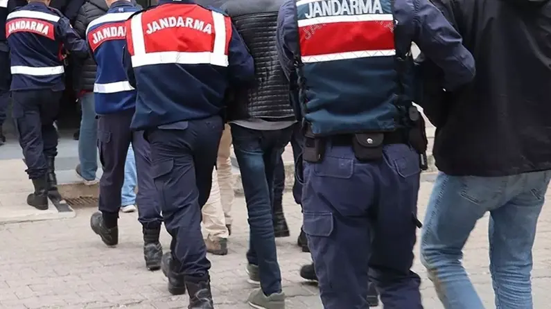 Edirne’de Yunanistan’a kaçarken birlikte yakalanan PKK ve FETÖ zanlıları tutuklandı