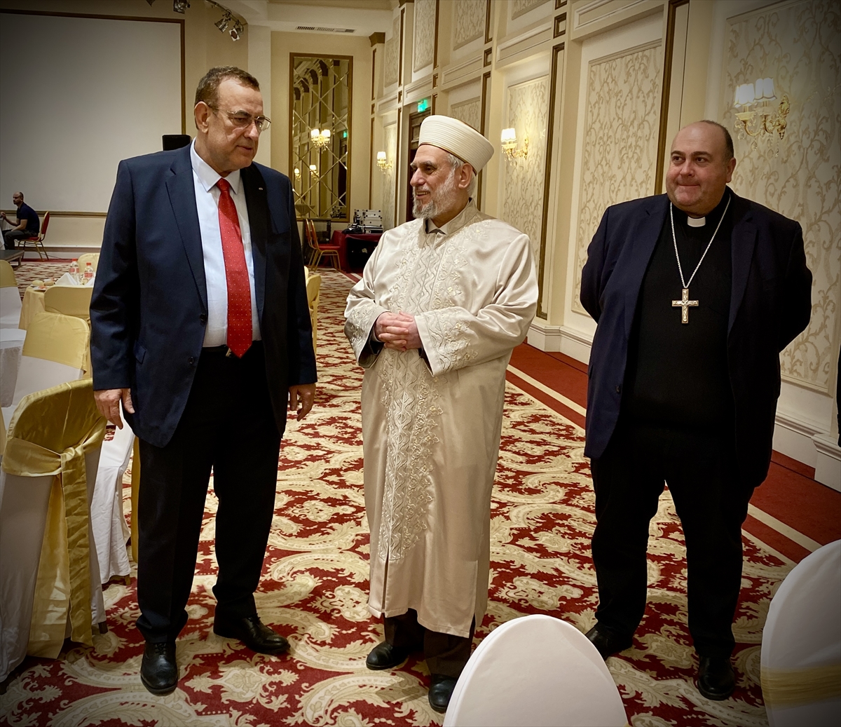 Bulgaristan Müslümanları Diyaneti Başmüftülüğü iftar programı düzenledi