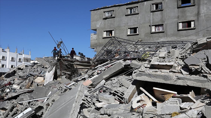 İsrail’in 158 gündür saldırılarını sürdürdüğü Gazze’de can kaybı 31 bin 184’e yükseldi