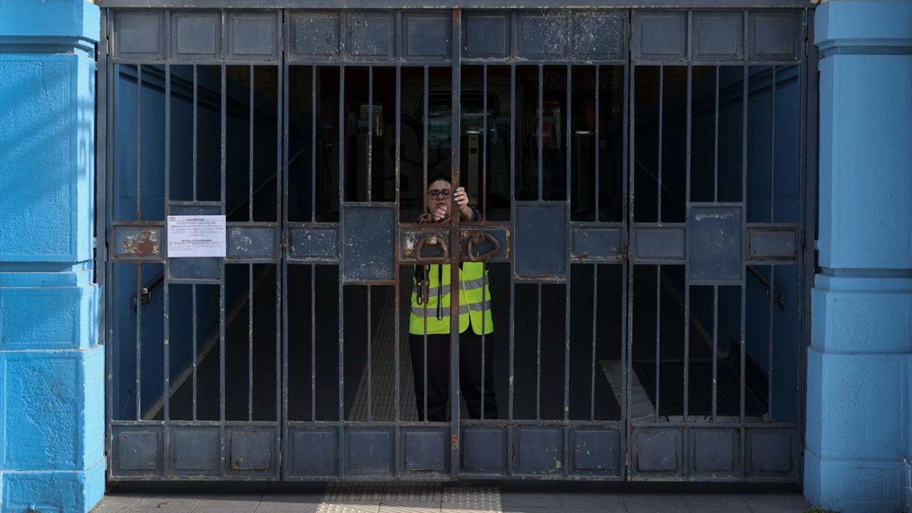 Yunanistan’ın limanlarında 24 saatlik grev