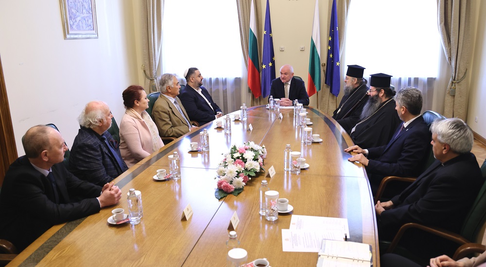 Bulgaristan Başbakanı Glavçev, Bulgaristan Dini Topluluklar Ulusal Konseyi temsilcileriyle bir araya geldi