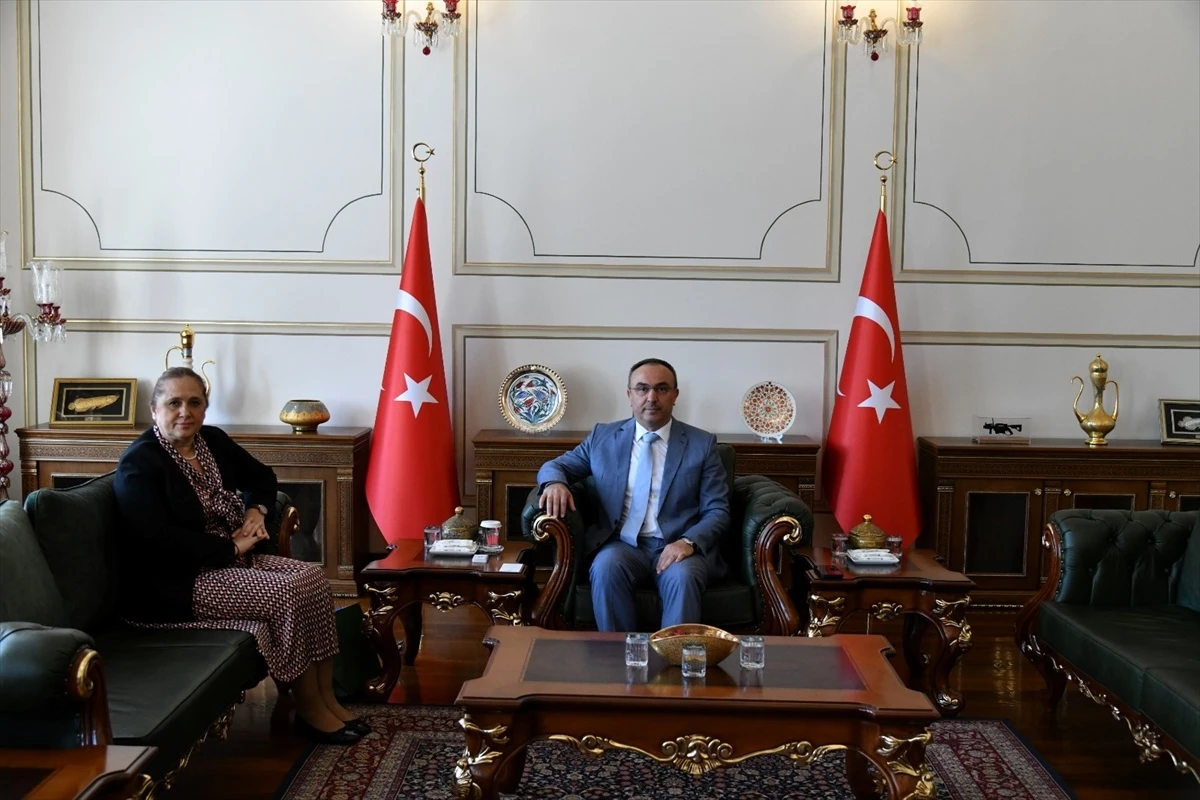 Kosova Cumhuriyeti İstanbul Başkonsolosu Tekirdağ Valisi’ni ziyaret etti