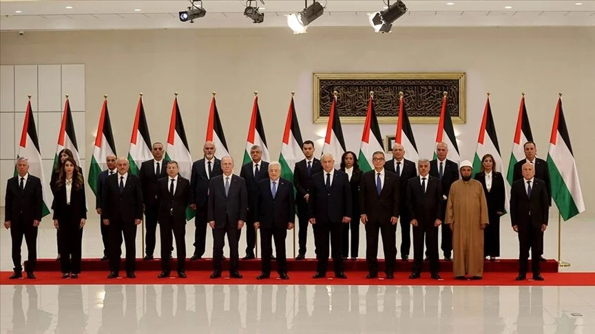 Filistin’de yeni hükümet Gazze’nin “idaresi programıyla” yemin etti