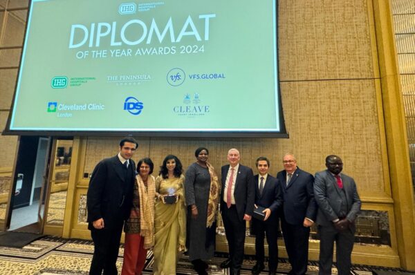 Türkiye’nin Londra Büyükelçisi Ertaş’a “Avrasya ve Balkanlar Bölgesinden Yılın Diplomatı” ödülü verildi