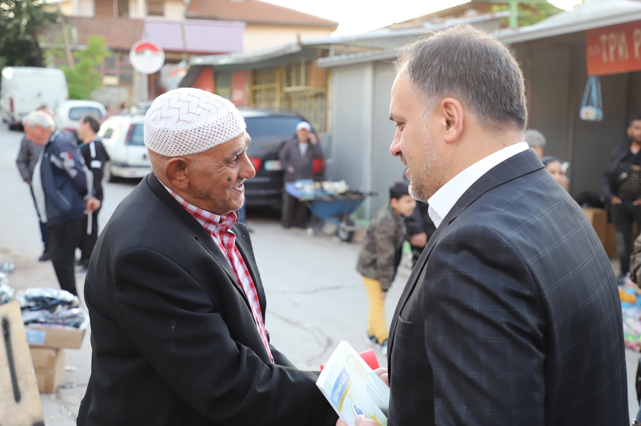 Milletvekili adayı Prof. Dr. Süleyman Baki, seçim kampanyasına İştip’te devam etti