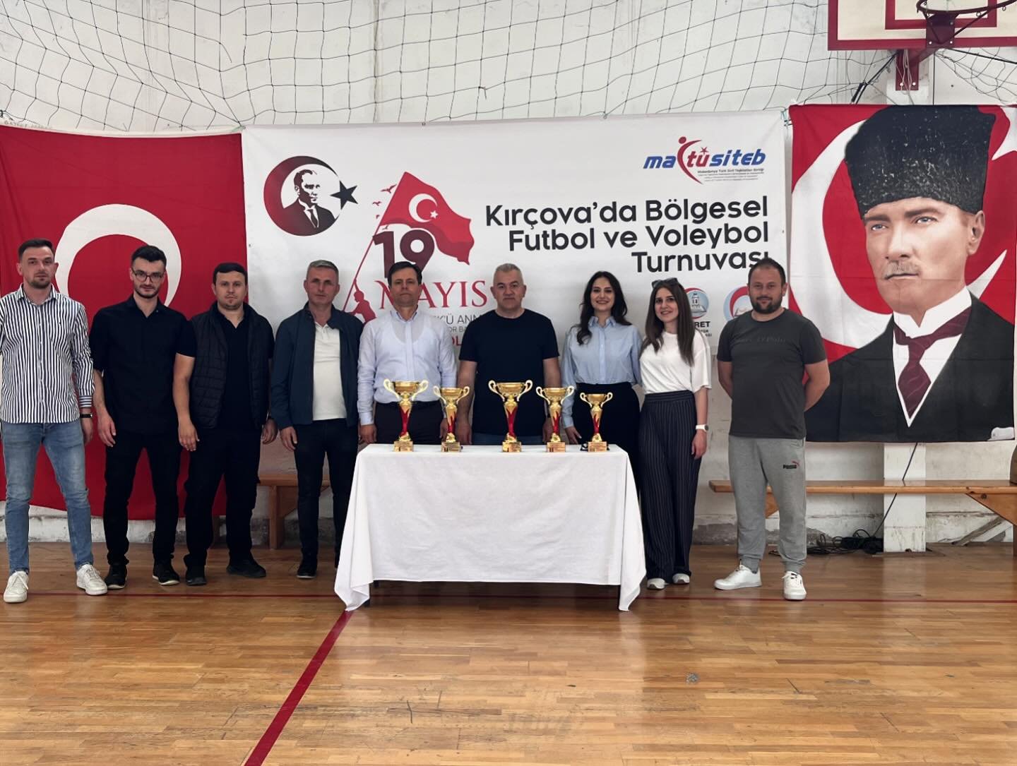 19 Mayıs vesilesiyle Kırçova’da Voleybol ve Futbol turnuvası düzenlendi