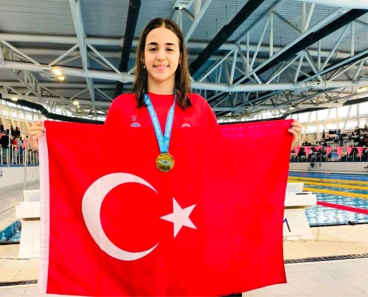 Edirneli Yüzücü Beyza Işık, Bulgaristan’da Altın madalya kazandı