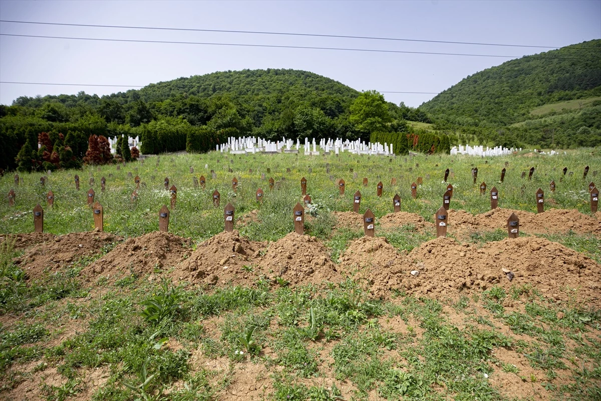 Bosna Hersek’teki savaşta öldürülen kurbanlar kimliksiz olarak gömülüyor