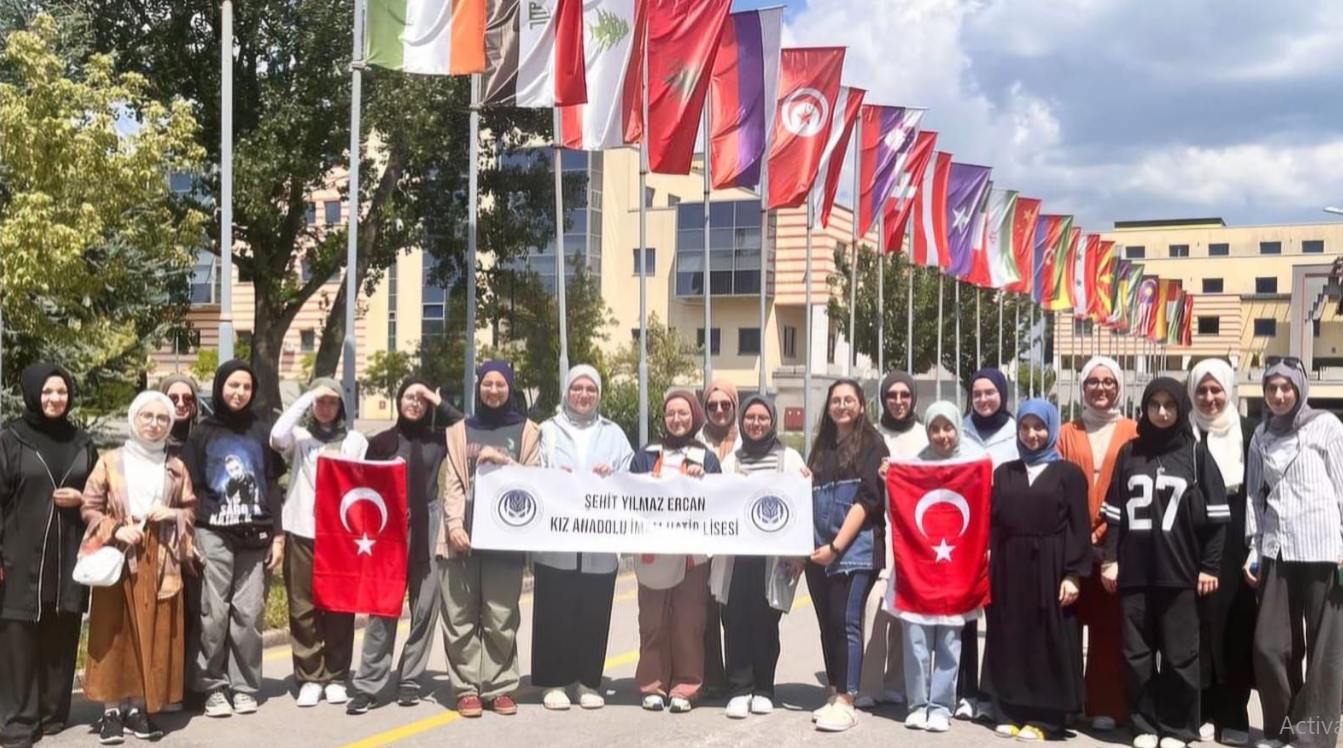 Sakaryalı öğrenciler Bosna Hersek’te eğitimde