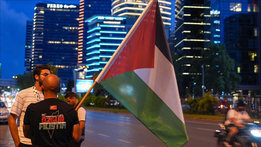 İsrail’in İstanbul Başkonsolosluğu önünde Filistin’e destek eylemi