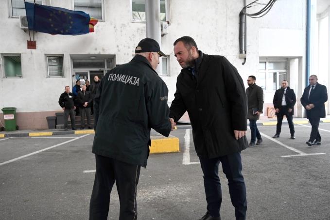 İçişleri Bakanı Toşkovski, Tabanovce sınır kapısını ziyaret etti