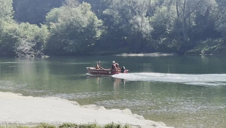 Drina Nehri’nde göçmen teknesi alabora oldu: en az 8 kişi hayatını kaybetti