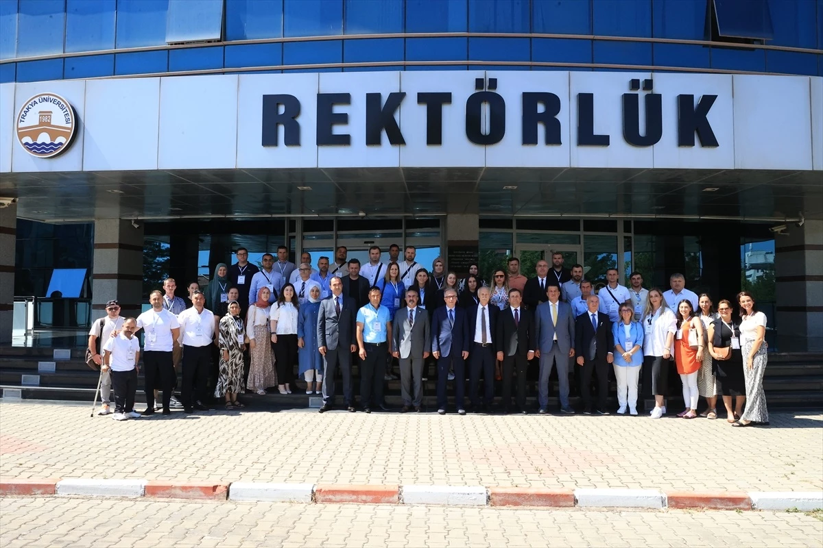 Makedonyalı 45 Türk öğretmen Edirne’de