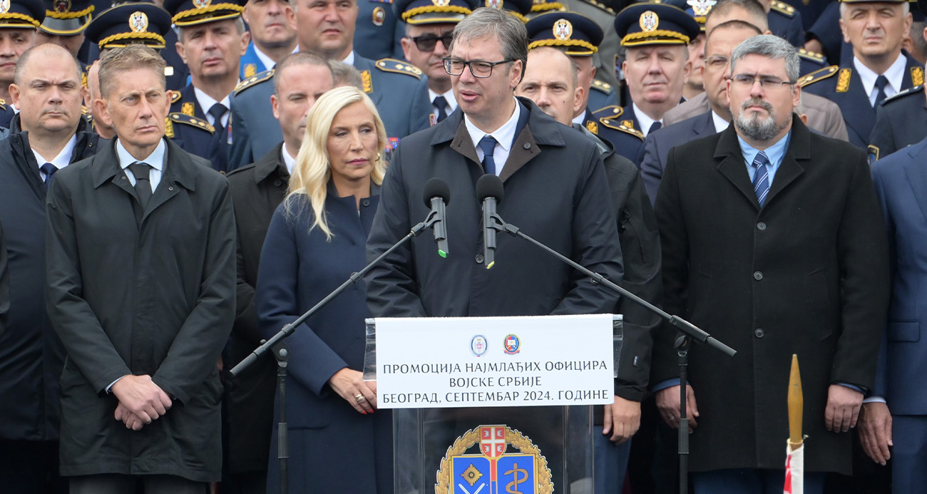 Sırbistan Cumhurbaşkanı Vucic’ten zorunlu askerlik uygulamasına onay