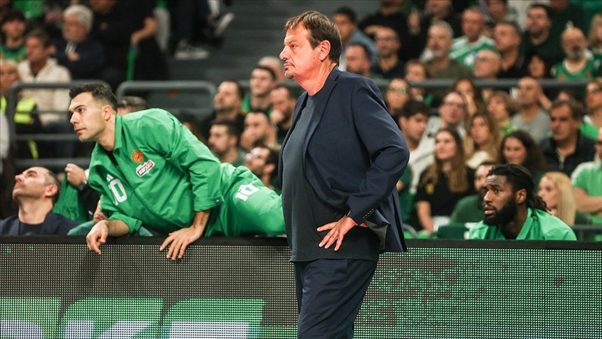 Yunanistan’da derbiyi kazanan Panathinaikos, Ergin Ataman ile yoluna doludizgin devam ediyor