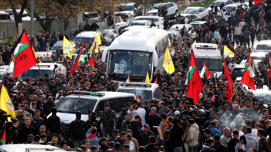 Hamas ve İsrail arasındaki esir takasının 6. turunda 369 Filistinli serbest kalacak