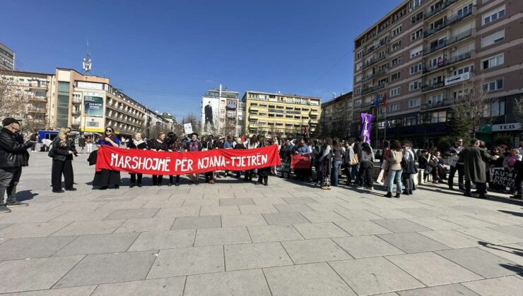 8 Mart Günü’nde Kosovalı kadınlardan protesto yürüyüşü