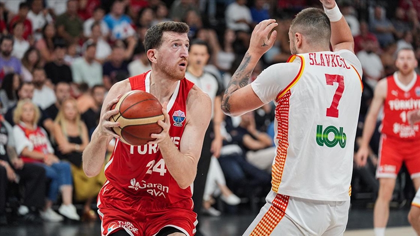 Türkiye A Milli Erkek Basketbol Takımı, hazırlık maçında Karadağ’ı yendi