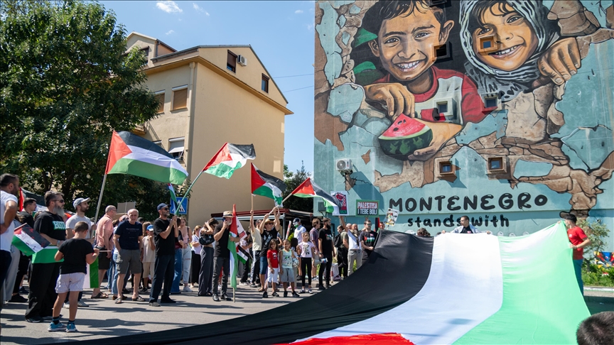 Karadağ’da İsrail’in Gazze’deki soykırımı protesto edildi