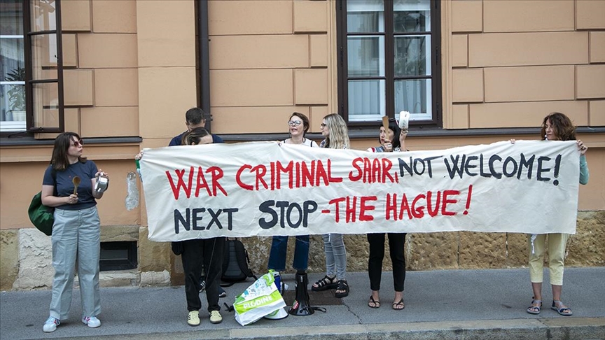 İsrail Dışişleri Bakanı Saar’a Hırvatistan’da “savaş suçlusu hoş gelmedin” protestosu