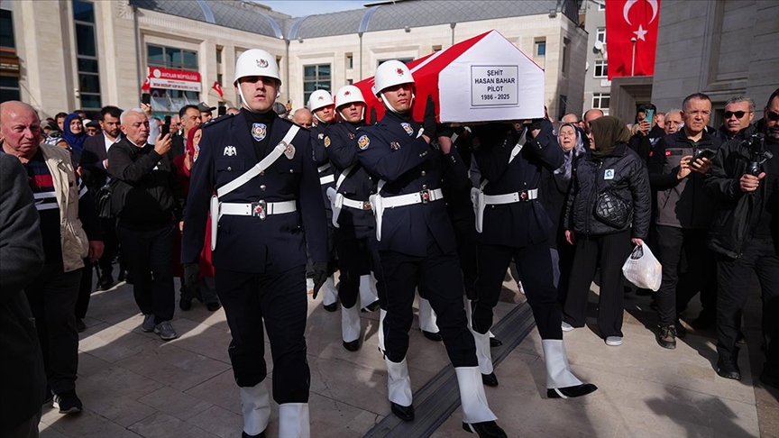 Hırvatistan’daki uçak kazasında şehit olan pilot Hasan Bahar son yolculuğuna uğurlandı