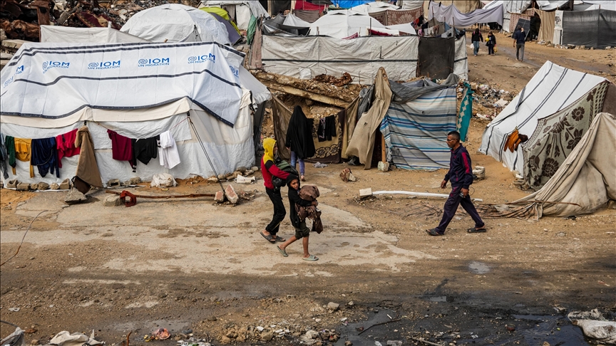 UNICEF: Gazze’deki çocuklar kuru giysi ve yatak olmadan çadırlarda uyuyor