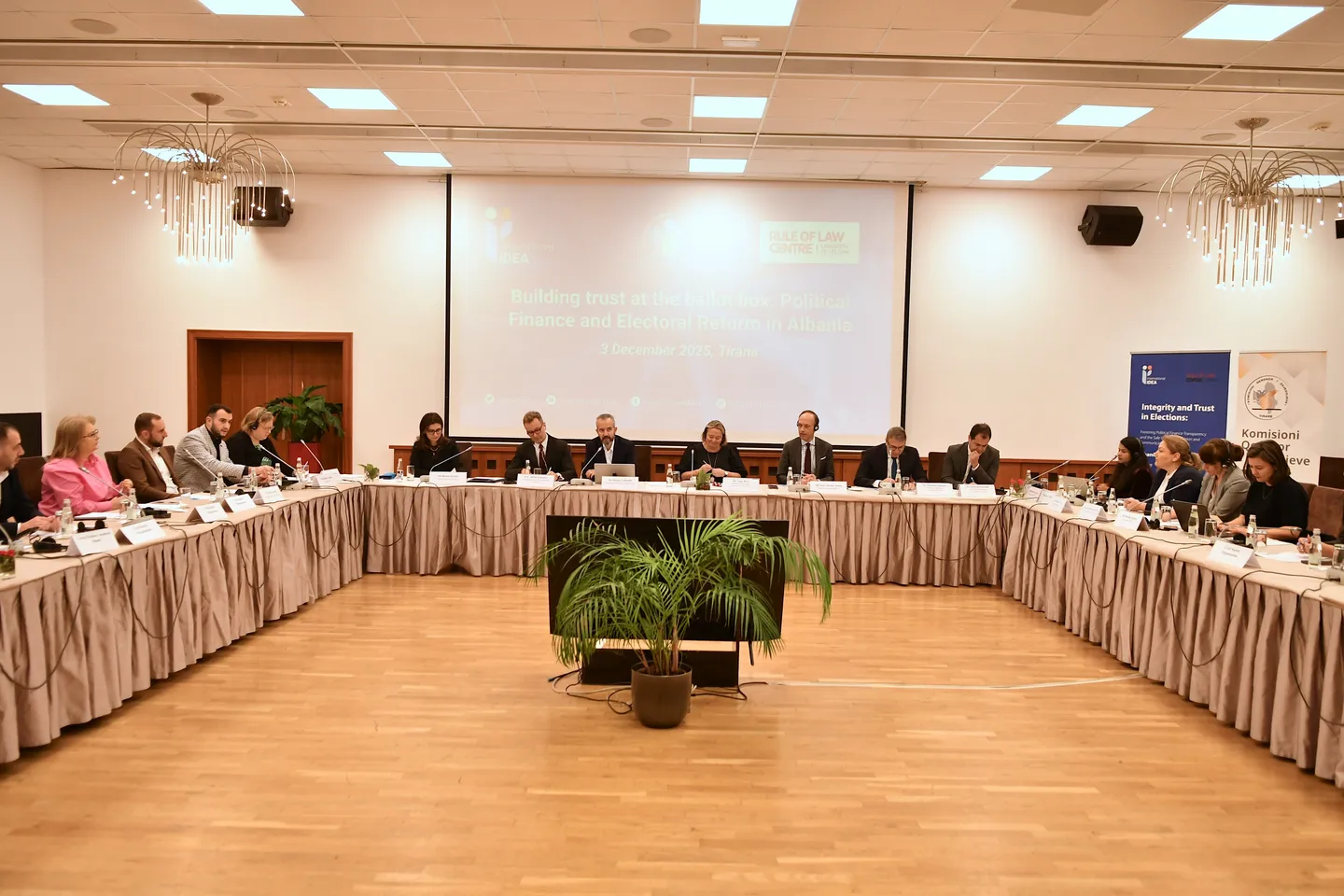 Arnavutluk’ta siyasi parti finansmanı ve seçim reformu konusunda görüşmeler başladı