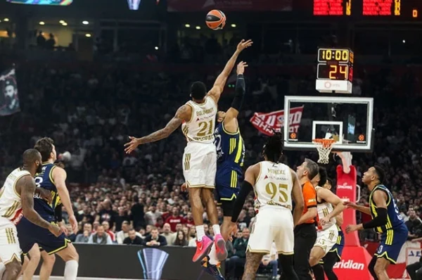 Fenerbahçe Beko, Sırbistan’da mağlup