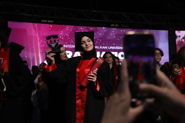 “Vazgeçmeyi benimsemeyenler için zorluklar caydırıcı değil”