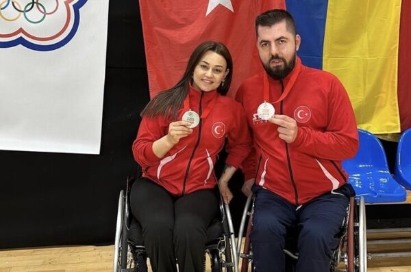 Milli para masa tenisçiler, Karadağ’daki turnuvada 3 madalya kazandı