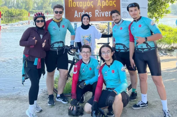 TÜ Bisiklet Topluluğu Yunanistan’a pedal çevirdi