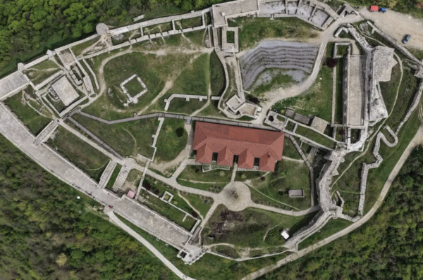 Prizren Kalesi iki haftalığına ziyarete kapatılıyor