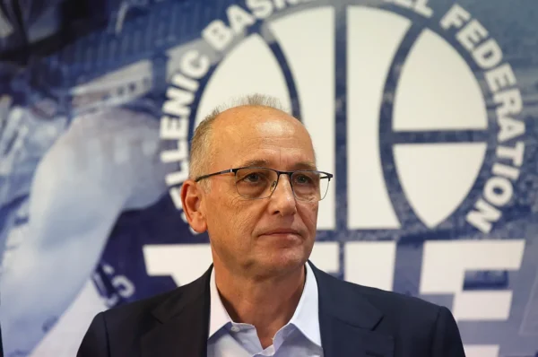 Yunan basketbolunda skandal: Federasyon başkanı şike soruşturmasında istifa etti