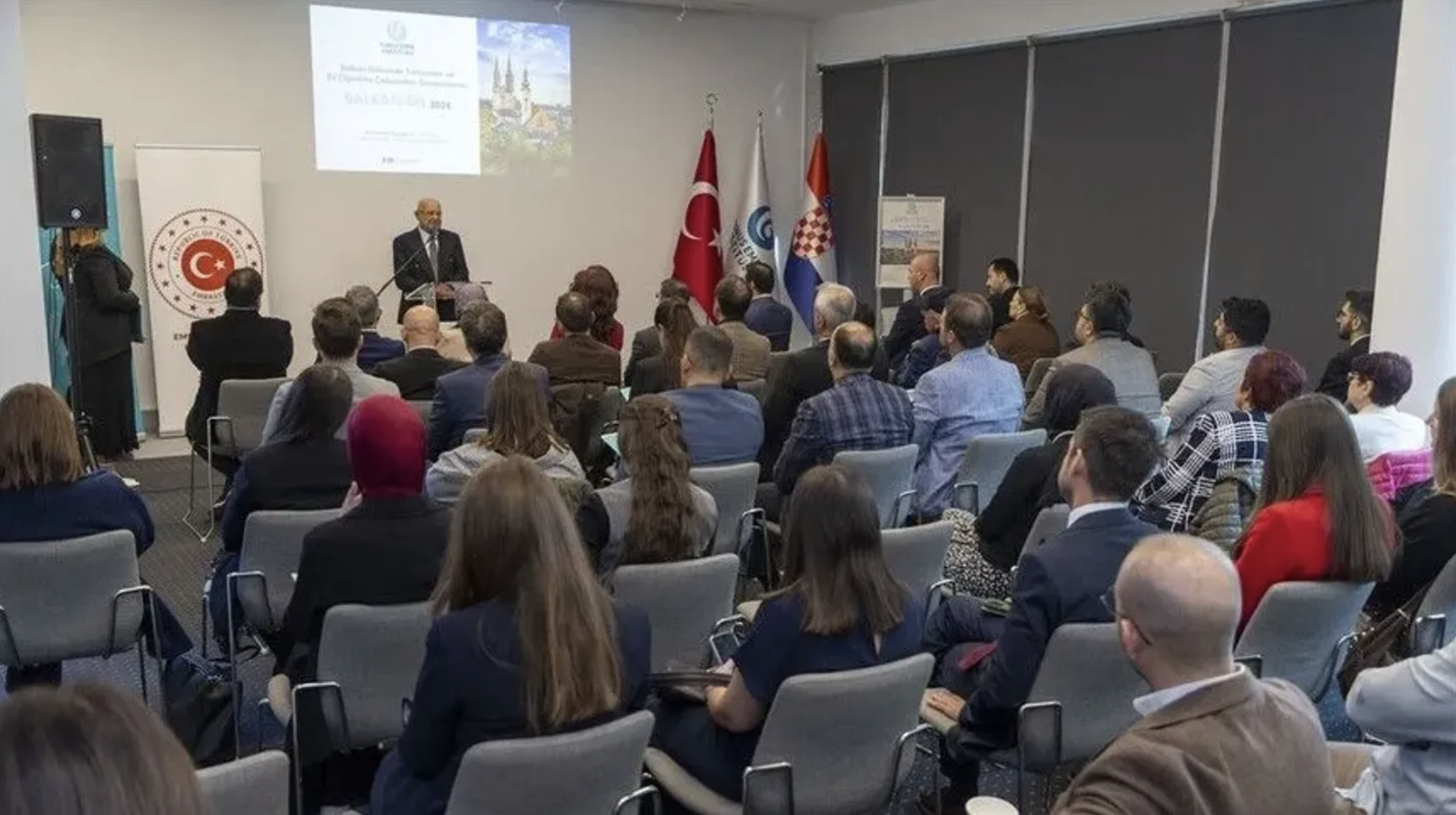 Balkan dillerindeki Türkçe izleri Zagreb’de ele alınıyor