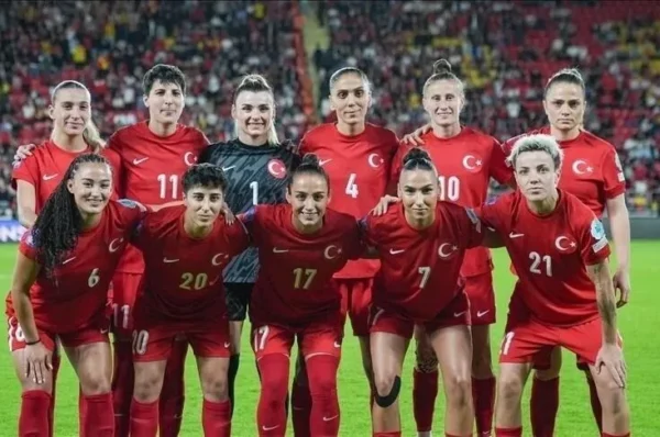 A Milli Kadın Futbol Takımı, yarın deplasmanda Slovenya ile karşılaşacak